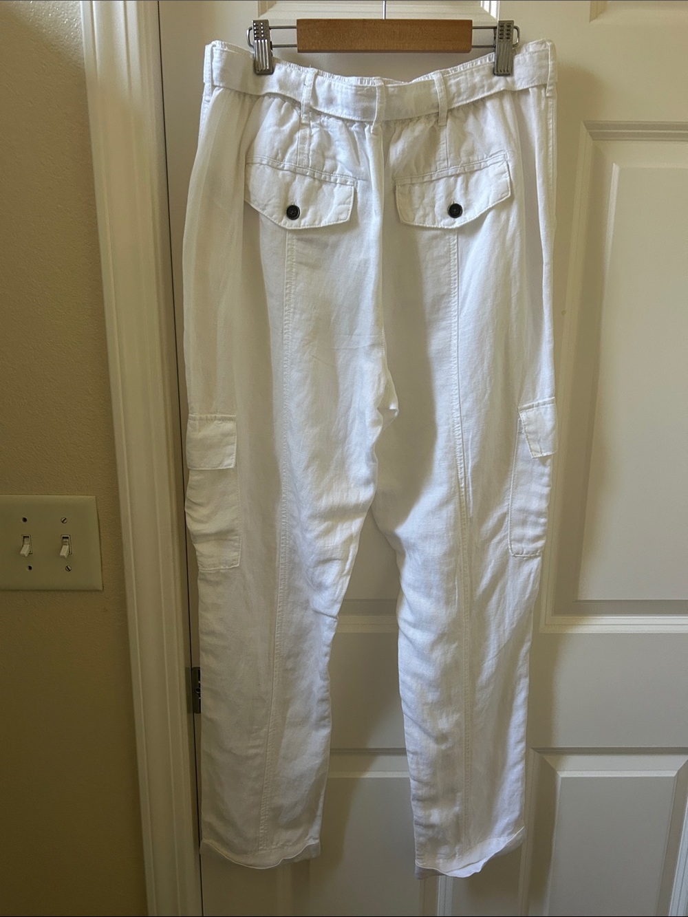 Nicole Miller linen Blend White Cargo Pants with Belt - Picture 7 of 9